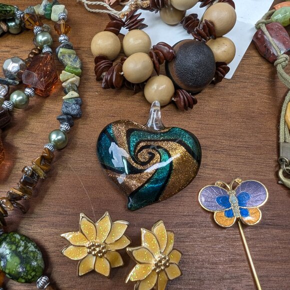 Vintage to Now Jewelry Lot - Boho Natural - Picture 15 of 16